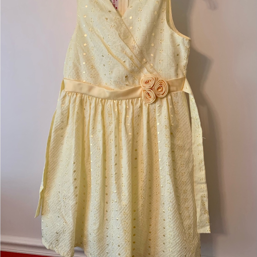 Ashley Ann Yellow Sleeveless V-Neck Sundress